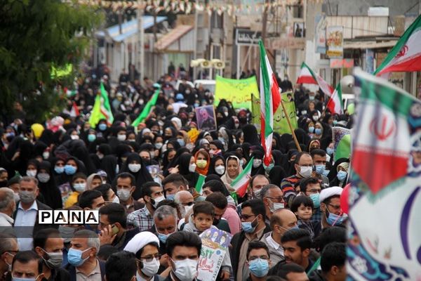 حضور پرشور دانش‌آموزان و فرهنگیان بهبهانی در راهپیمایی یوم الله 22 بهمن ماه