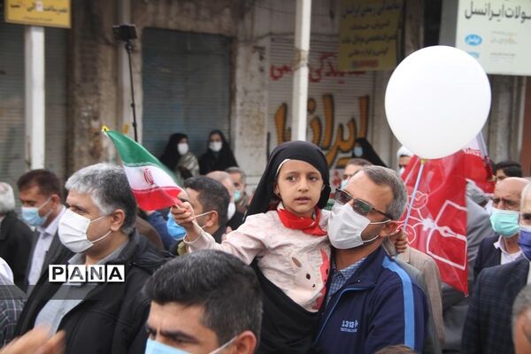 حضور پرشور دانش‌آموزان و فرهنگیان بهبهانی در راهپیمایی یوم الله 22 بهمن ماه
