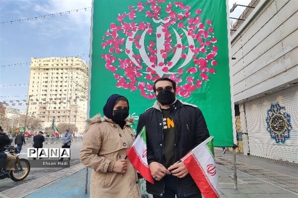 جلوه‌هایی از جشن ۲۲ بهمن در مشهد