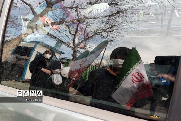 جلوه‌هایی از جشن ۲۲ بهمن در مشهد