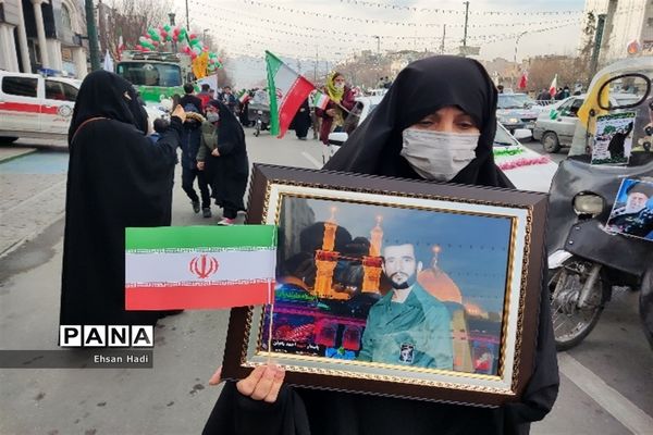 جلوه‌هایی از جشن ۲۲ بهمن در مشهد
