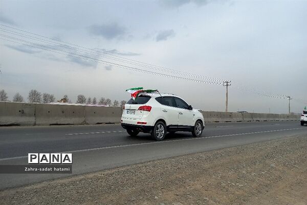 راهپیمایی خودرویی ۲۲ بهمن در پاکدشت