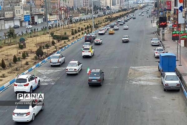 راهپیمایی خودرویی ۲۲ بهمن در پاکدشت