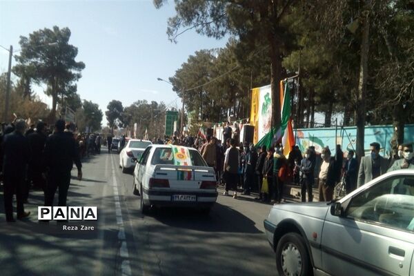 راهپیمایی خودرویی و موتوری جشن پیروزی انقلاب در کاشمر