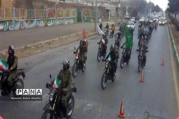 راهپیمایی باشکوه مردم شهرستان آباده درجشن پیروزی انقلاب