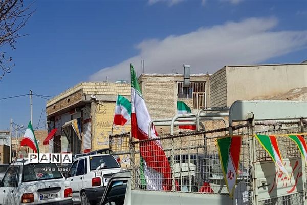 راهپیمایی باشکوه مردم شهرستان آباده درجشن پیروزی انقلاب