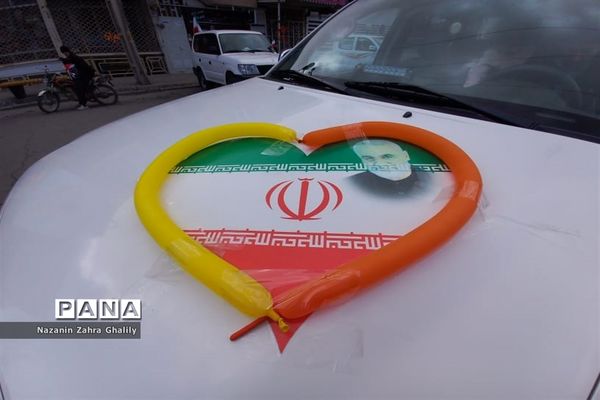 راهپیمایی باشکوه مردم شهرستان آباده درجشن پیروزی انقلاب