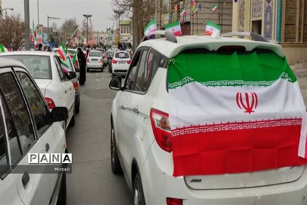 حضور پرشور مردم پیشوا در مراسم راهپیمایی ۲۲ بهمن