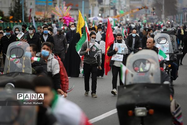 راهپیمایی یوم الله ۲۲ بهمن در تهران