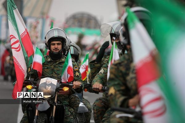 راهپیمایی یوم الله ۲۲ بهمن در تهران