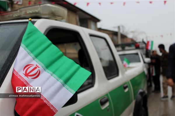 راهپیمایی خودرویی و موتوری ۲۲ بهمن در شهرستان گلوگاه