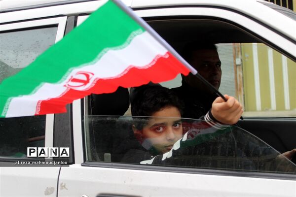 راهپیمایی خودرویی و موتوری ۲۲ بهمن در شهرستان گلوگاه