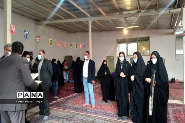 تقدیر از مقاله نویسان برتر در جشنواره «مقاله دستاورد‌های انقلاب»  در جوادآباد