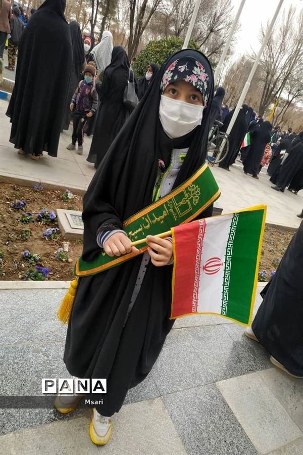 راهپیمایی یوم الله  ۲۲ بهمن در شهرستان شاهین شهر اصفهان