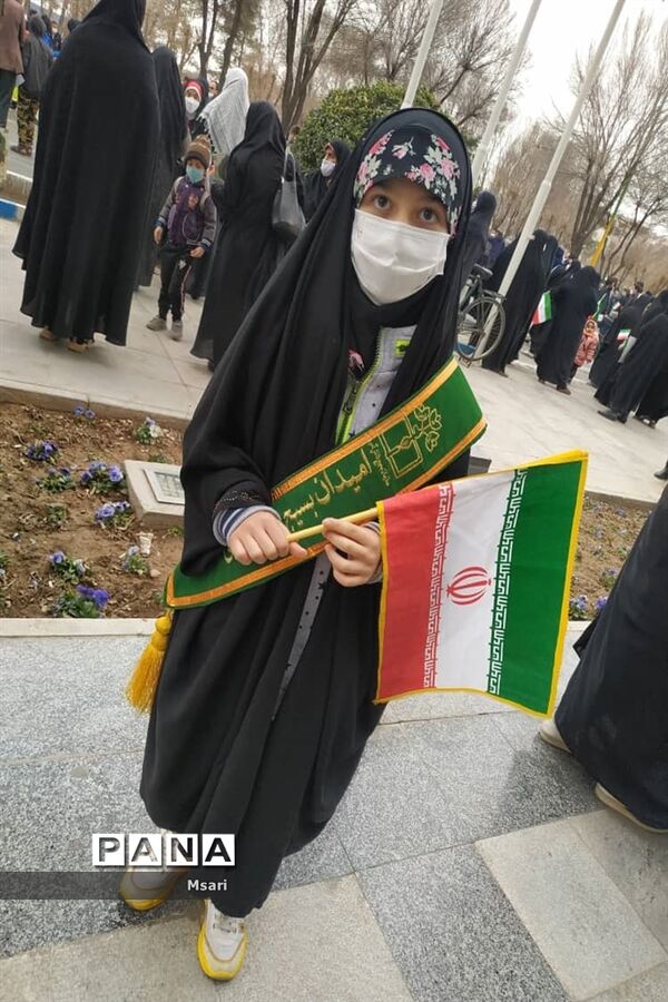 راهپیمایی یوم الله  ۲۲ بهمن در شهرستان شاهین شهر اصفهان