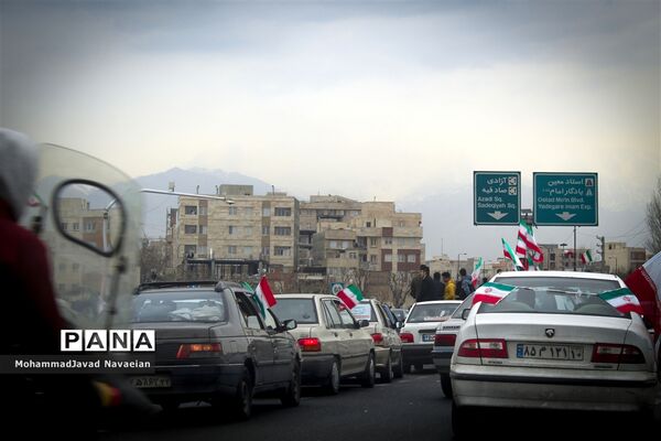 راهپیمایی خودرویی 22 بهمن تهران