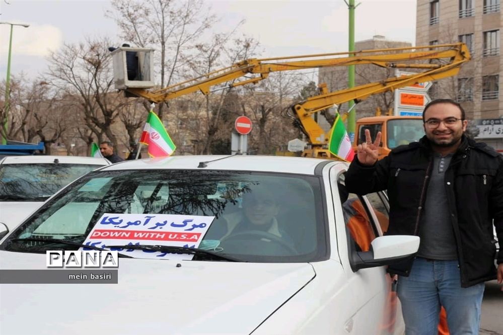 راهپیمایی خودرویی وموتوری۲۲بهمن شهرستان البرز استان قزوین