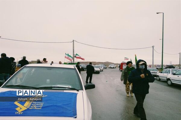 راهپیمایی 22 بهمن در شهر کهک