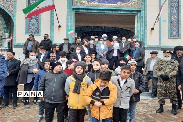 راهپیمایی 22 بهمن در شهر کهک