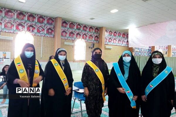 چهل و سومین جشن پیروزی در اهرم