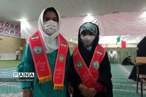 چهل و سومین جشن پیروزی در اهرم