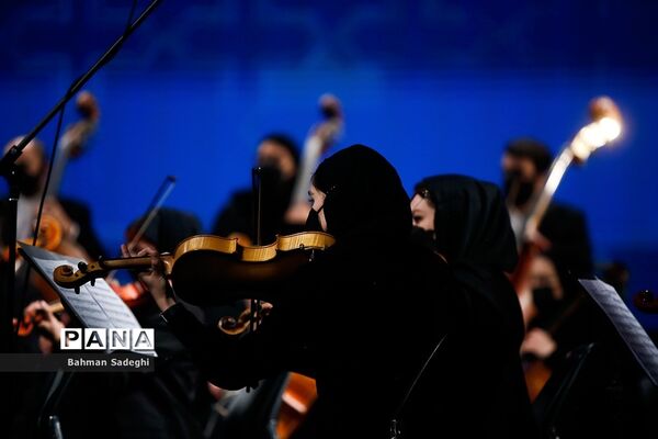 اجرای ارکستر سمفونیک تهران در جشنواره موسیقی فجر