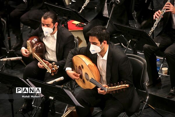 اجرای ارکستر ملی ایران در جشنواره موسیقی فجر
