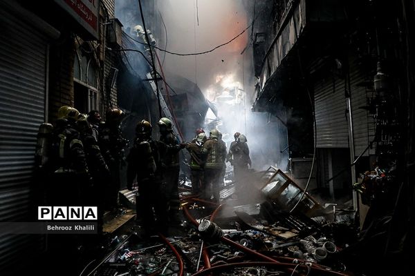 آتش‌سوزی در بازار تهران