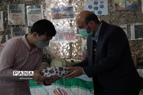 برگزاری مراسم معرفی دستاوردهای انقلاب توسط نسل سوم انقلاب