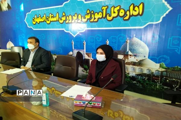 روز اول دوره آموزشی خبرنگاری پانا ویژه دانش‌آموزان در اصفهان