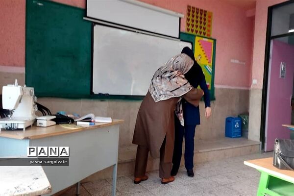 برگزاری کلاس‌های متنوع فرهنگی و هنری در کانون قدسیه دماوند