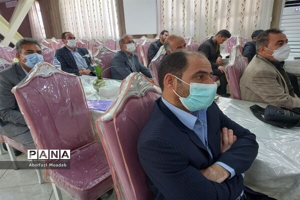 نشست مجمع خیرین مدرسه‌ساز آموزش و پرورش، کاشمر