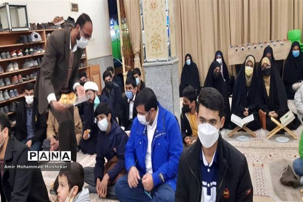 محفل انس با قرآن در زابل به مناسبت ۱۳ رجب