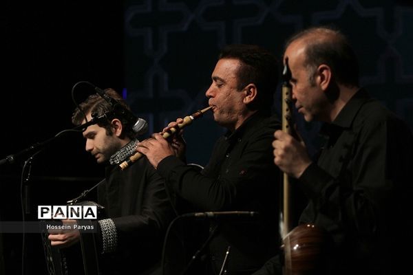 اجرای وحید اسداللهی در سی وهفتمین جشنواره موسیقی فجر