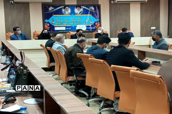 برگزاری کارگاه آموزشی ادبیات فارسی در شهرستان امیدیه
