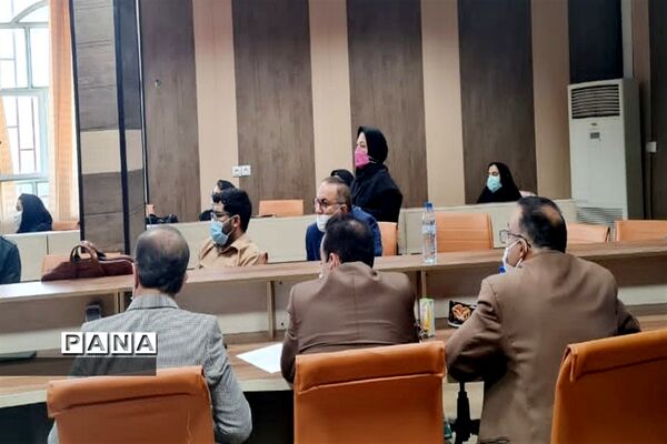 برگزاری کارگاه آموزشی ادبیات فارسی در شهرستان امیدیه