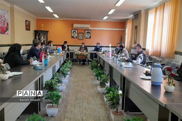 افتتاح اتاق گفتگوی اولیا و مربیان درشهرستان قرچک