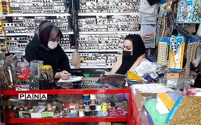 معلم فرصت زیادی برای برقراری ارتباطات سازنده دارد