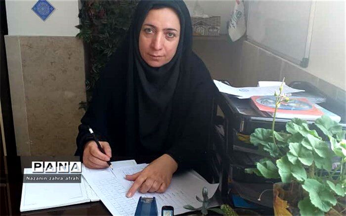 آموزش مجازی کارکرد مدرسه را به عنوان مرکزی اجتماعی دچار اختلال کرده است