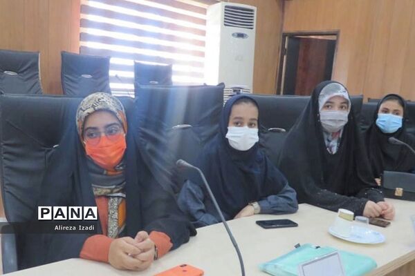 نشست کارگروه‌های تخصصی نخبگان نوجوان استان بوشهر