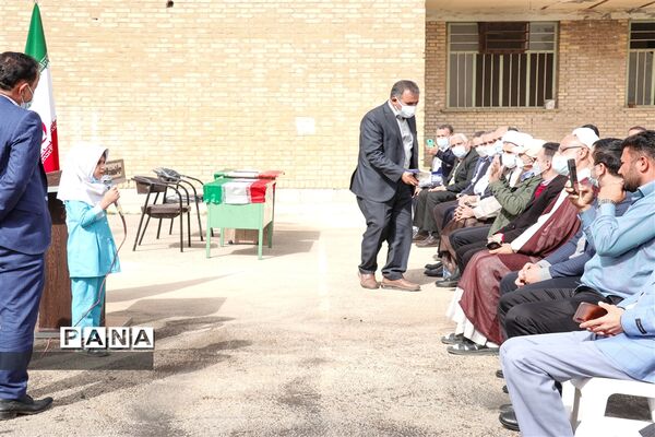 آغاز کلنگ‌زنی احداث مدرسه سه کلاسه در منطقه کم برخوردار امیدیه