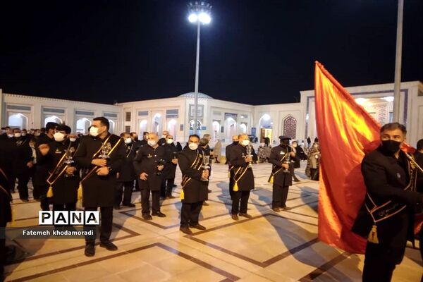 مراسم لاله‌گردانی به مناسبت بزرگداشت شهادت حضرت احمدبن موسی الکاظم( ع) در شیراز