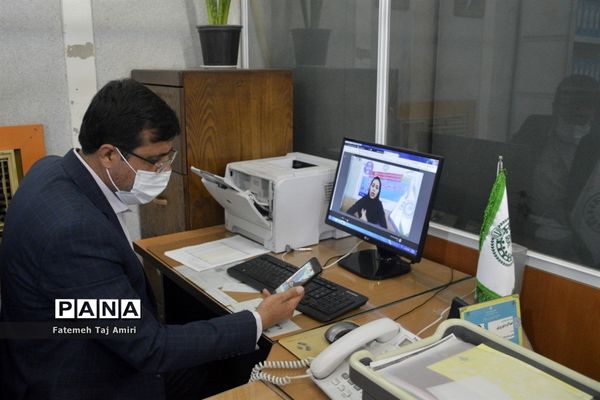 دوره آموزش مجازی عکاسی دانش‌آموزان استان بوشهر