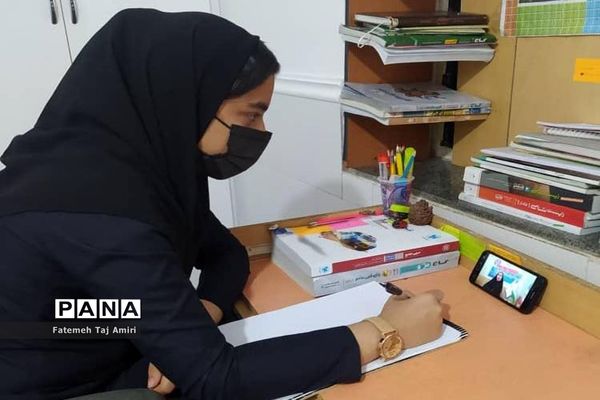 دوره آموزش مجازی مصاحبه دانش‌آموزان استان بوشهر