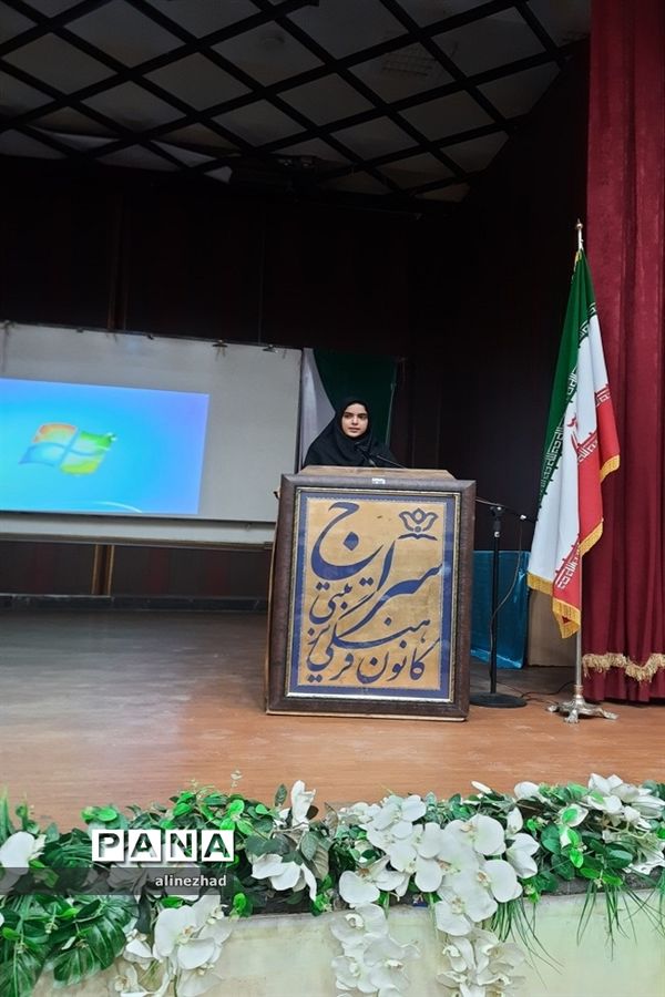 تجلیل از مدیران و کارشناسان کانون‌های فرهنگی و تربیتی ناحیه 7 مشهد مقدس