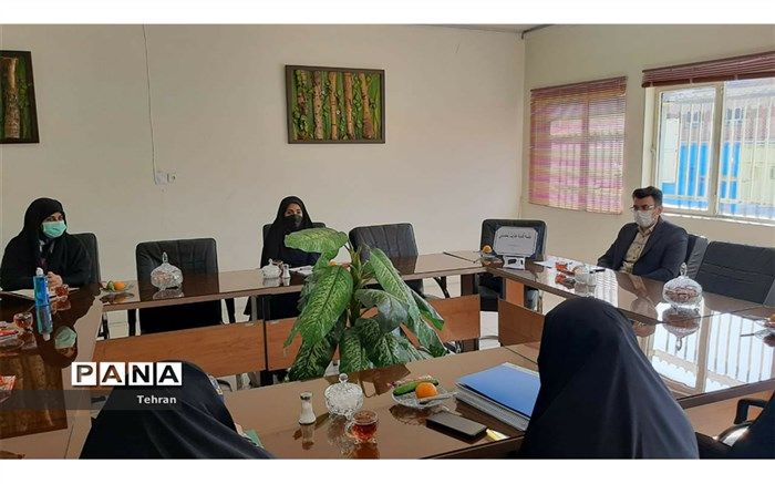 یکی از اهداف هدایت تحصیلی، آشنایی دانش آموزان با استعدادها و توانایی هایشان است