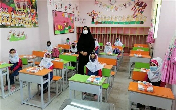 نوع فعالیت مدارس تابع تصمیمات ستاد استانی مقابله با کرونا است