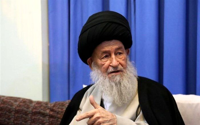 عیادت رئیس دفتر مقام معظم رهبری از آیت‌ الله علوی‌گرگانی