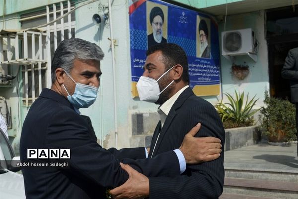 نشست مدیرکل کمیته امداد امام خمینی ( ره) استان بوشهر با مدیرکل آموزش و پرورش استان بوشهر