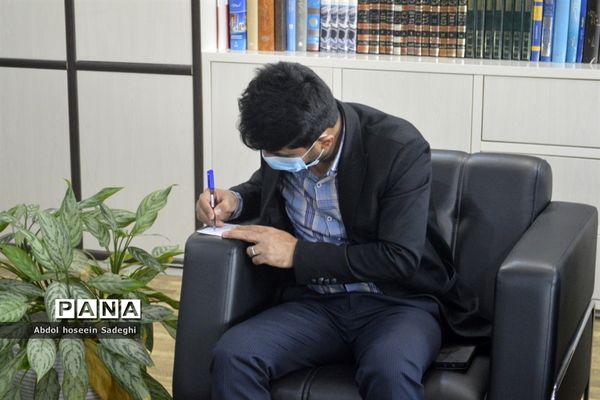 نشست مدیرکل کمیته امداد امام خمینی ( ره) استان بوشهر با مدیرکل آموزش و پرورش استان بوشهر